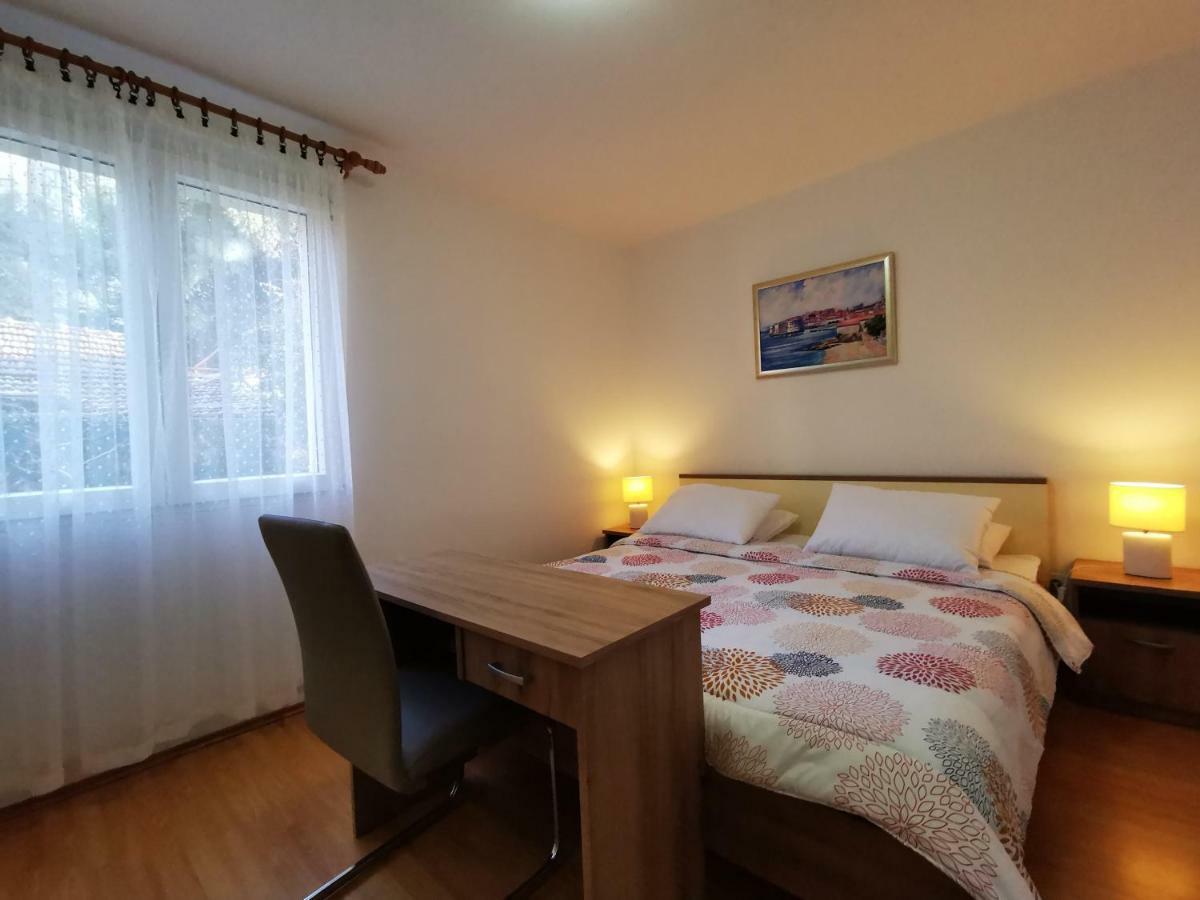 Comfortable 3* Apartment Lapad Center Dubrovnik Luaran gambar